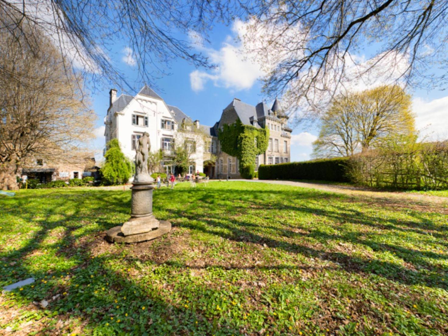 Le Petit Chateau De Blier Villa Érezée Esterno foto